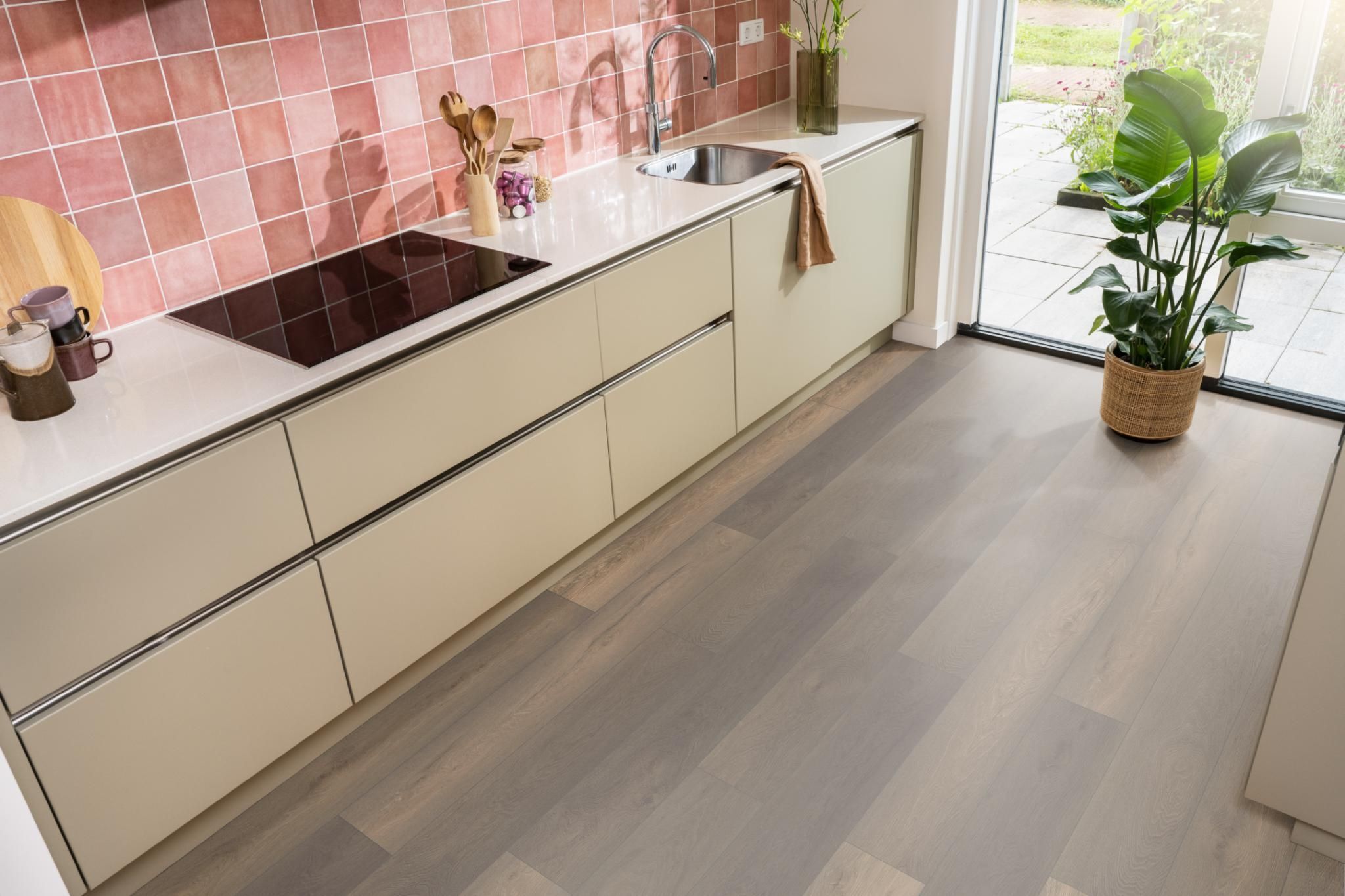 Saksen Bruin Eiken 5039.8100.19