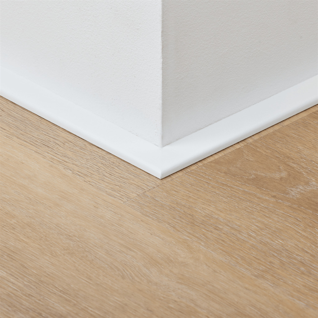 Plakplint Lakfolie Wit 9010 5111901019 2400x24x5mm