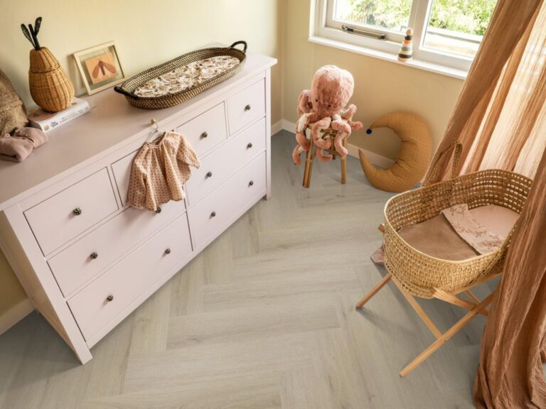 Ambiant Spigato XL Valento Visgraat Click 6081.2012.19 Beige visgraat click pvc in woonkamer sfeerfoto