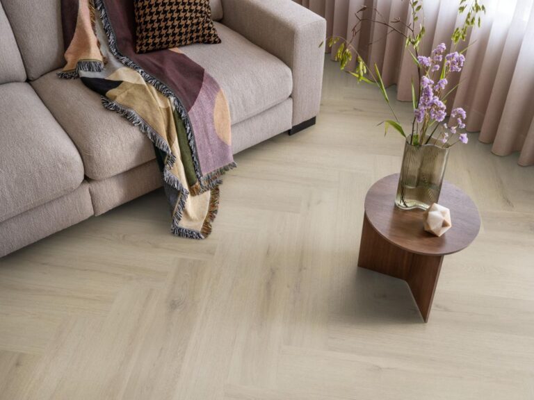 Ambiant Spigato XL Valento Visgraat Click 7081.2012.19 Legpatroon en afwerking Beige visgraat click pvc met realistische