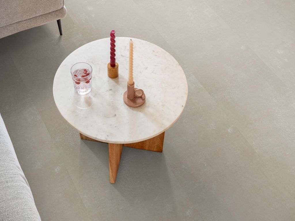 Ambiant Piero Beige 6022920119 click pvc tegel close-up van kleur en structuur