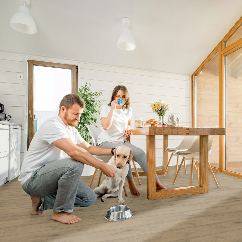 Bodiax Longa BP300 315 Belleville Oak PVC plank plak pvc in woonkamer sfeerfoto