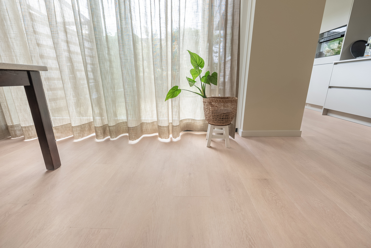 Floer Natuur PVC FLR-3036 Afwerking en randdetail Bemmel Beige PVC plank plak pvc met levendige structuur