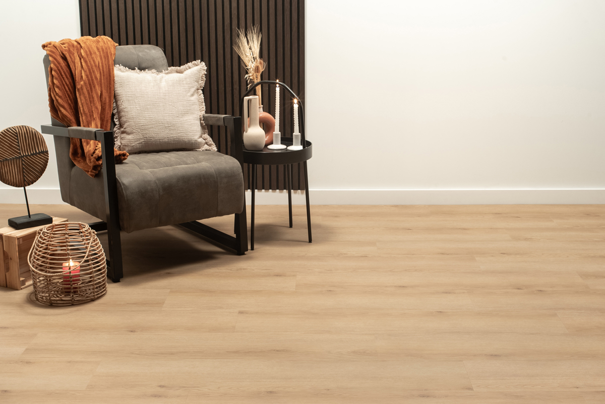 Floer Natuur Click PVC FLR-3728 Detail van de structuur Berner Bruin PVC plank click pvc met subtiele nerf warmteweerstand