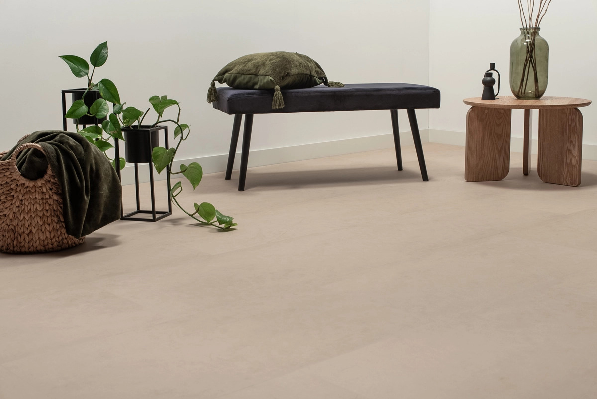 Floer Tegel PVC Betonlook Beige FLR-3609 plak PVC tegel detail van natuurlijke steenlook en afwerking