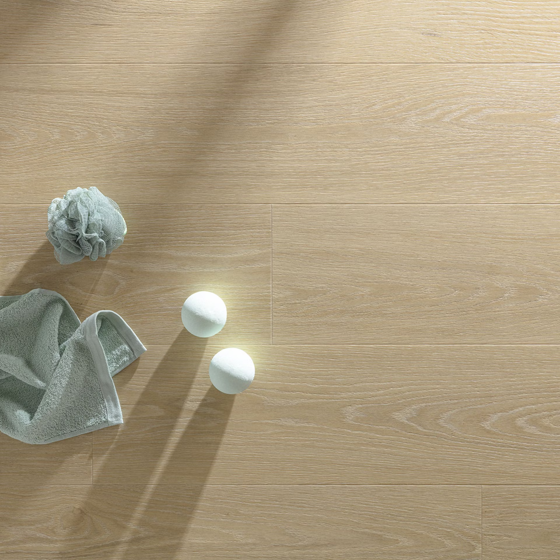 Floorify Lange Planken FG006 Detail van de structuur Blush PVC plank plak pvc met subtiele nerf warmteweerstand 002 m²K/W