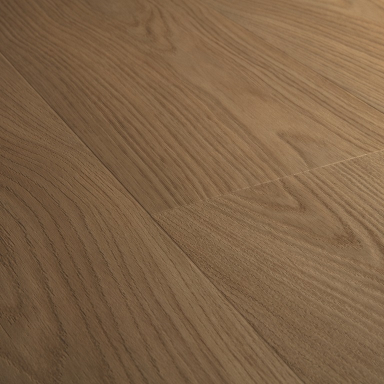 QuickStep Blos Cacaobruine Eik AVSPU40279 click PVC plank detail van natuurlijke tekening en afwerking