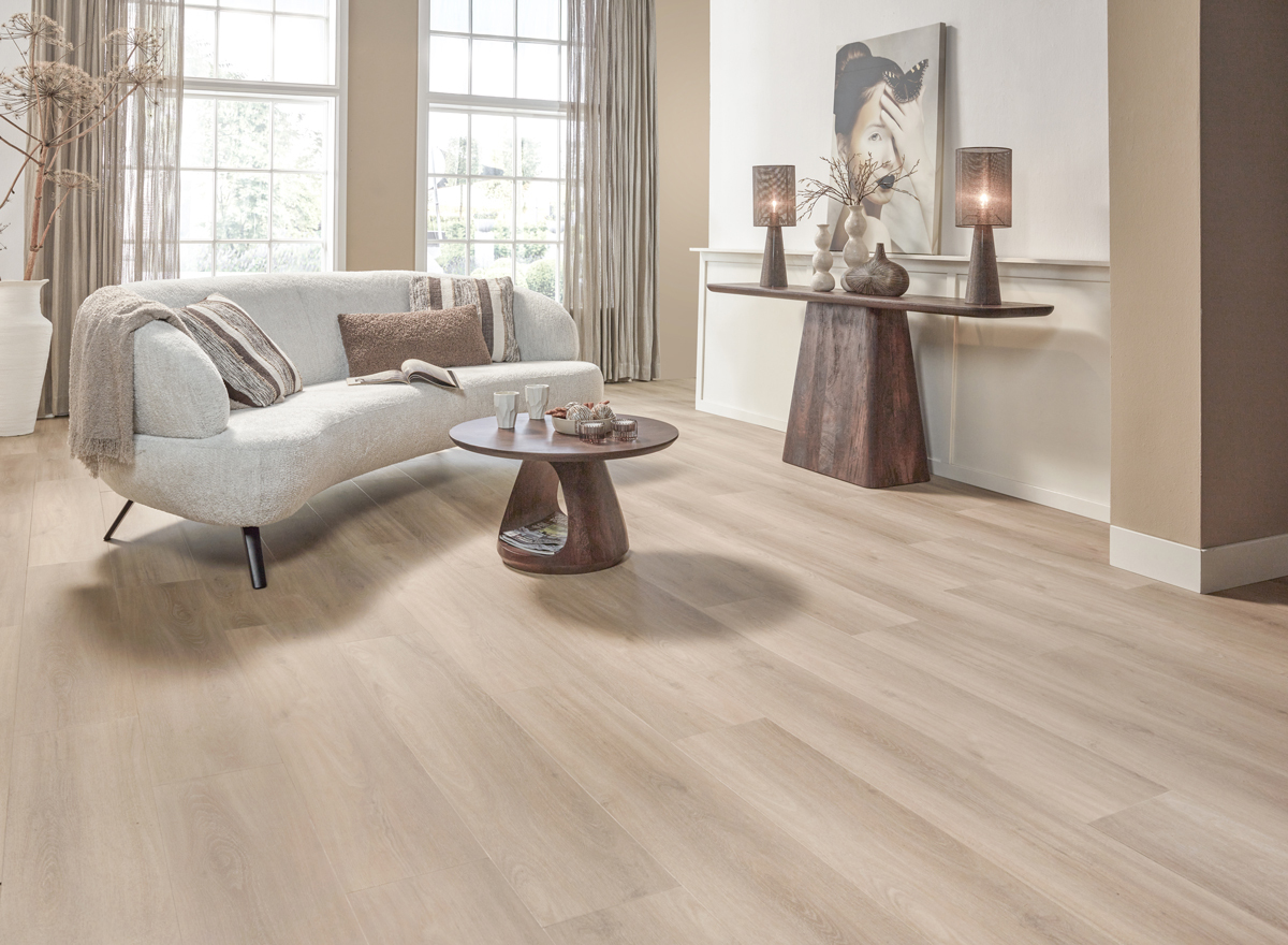 Floer Natuur Click PVC FLR-3727 Callantsoog Cremewit PVC plank click pvc in woonkamer sfeerfoto