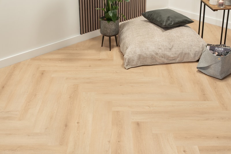 Floer Walvisgraat PVC FLR-3524 Detail van de structuur Cetus Creme visgraat plak pvc met subtiele nerf warmteweerstand 0019