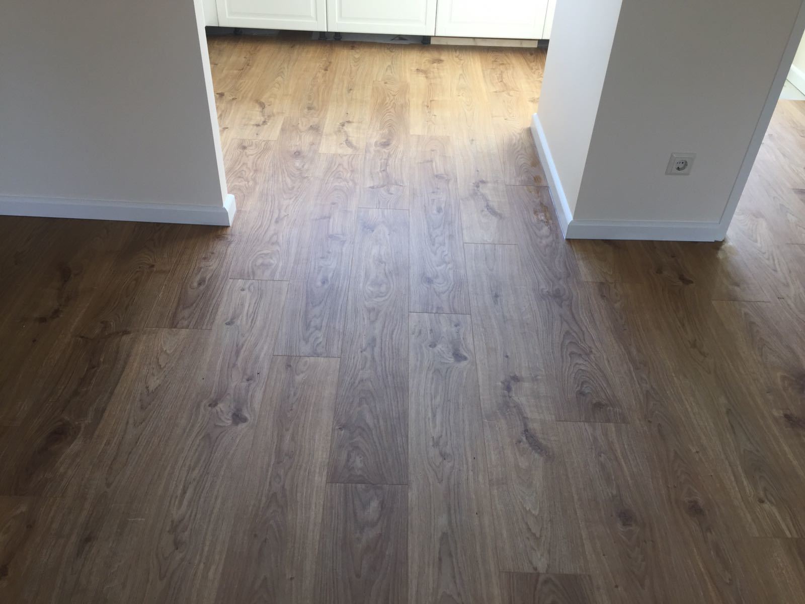 BAGP40025 gelegd inclusief egaliseren en verlijmen