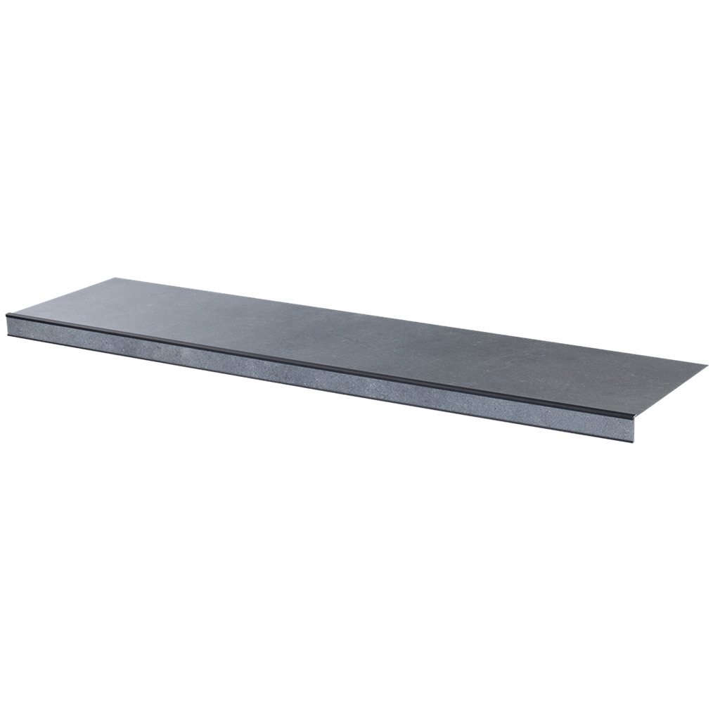 Betonlook dark grey traprenovatie