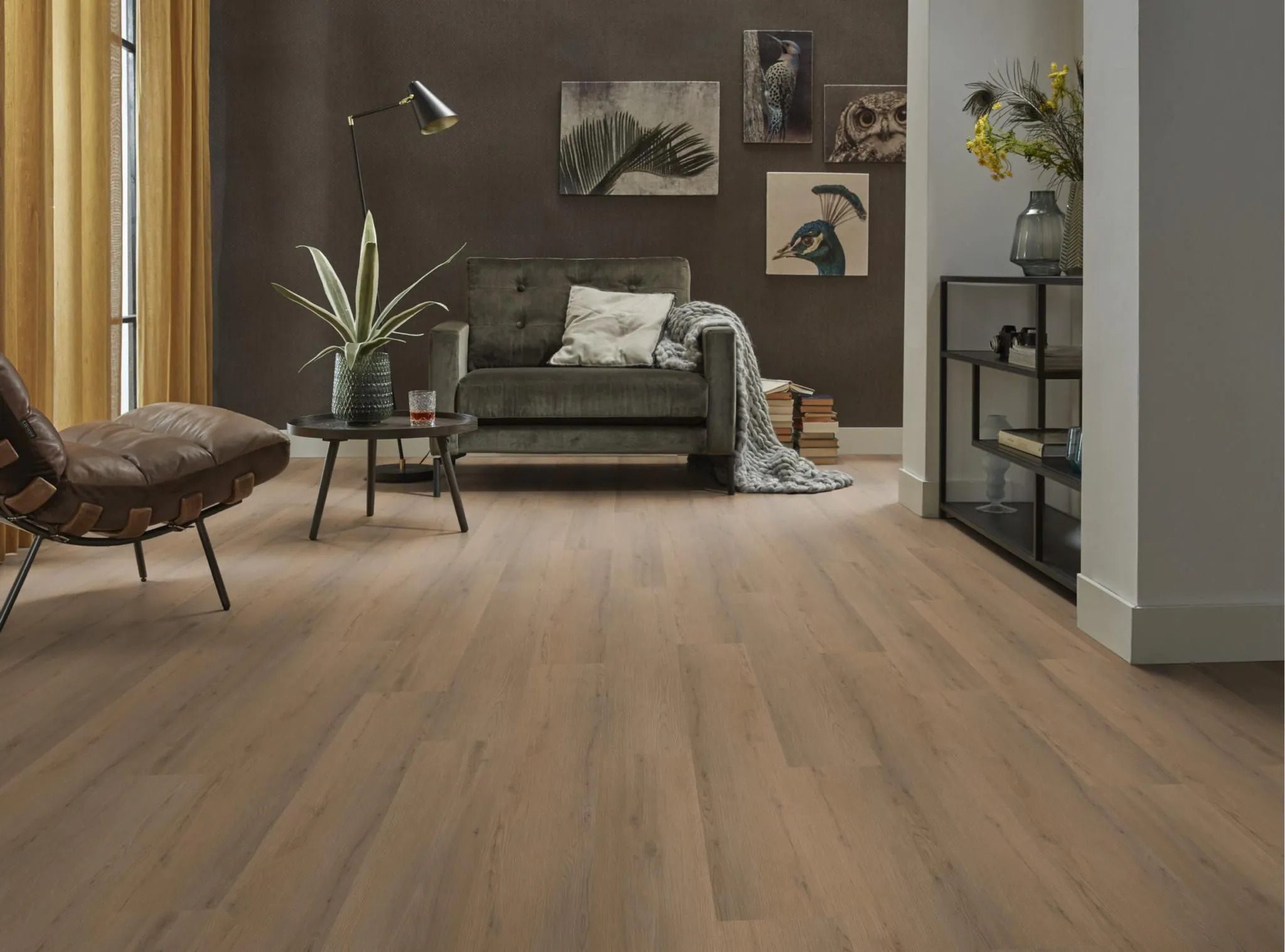 Ambiant Venera 6311.8511.19 Dark Oak PVC plank plak pvc in woonkamer sfeerfoto