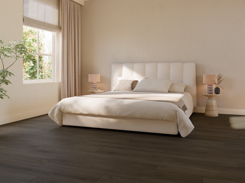 Ground Studio Select Oak Dark Smoked PC.20.90.1 click PVC plank gelegd in interieur met zicht op de plankverdeling