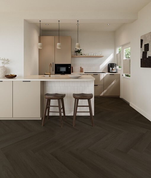 Ground Studio Select Oak Dark Smoked V.10.90.1 visgraat plak PVC detail van kleurnuance en plankverbinding