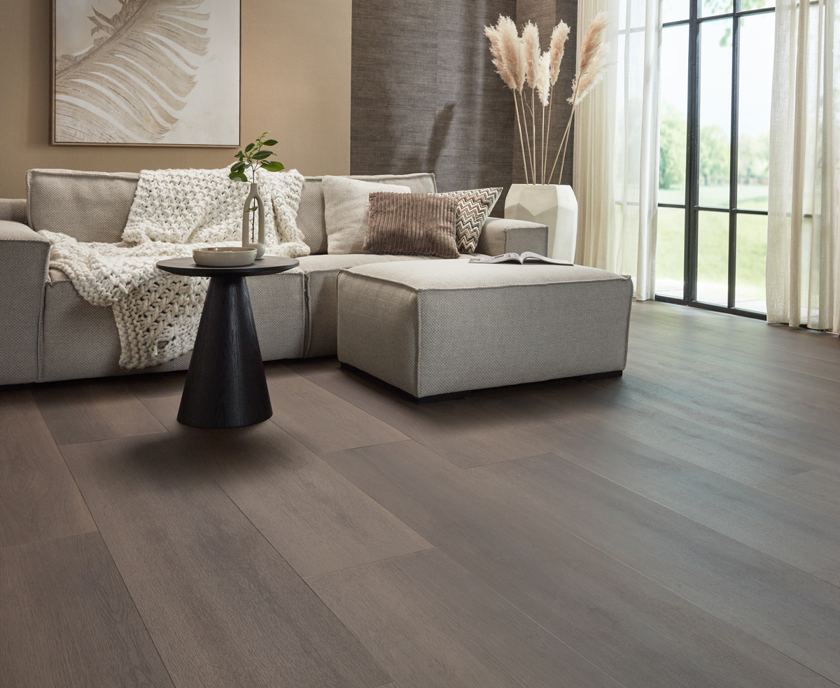 Floer Landhuis PVC FLR-3237 Afwerking en randdetail Donkere Eik PVC plank plak pvc met levendige structuur