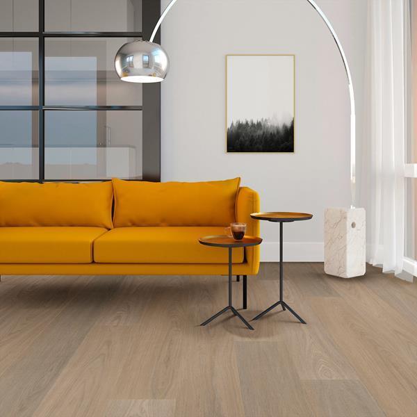 VivaFloors Bologna 7830 plak PVC plank gelegd in een rustige woonruimte