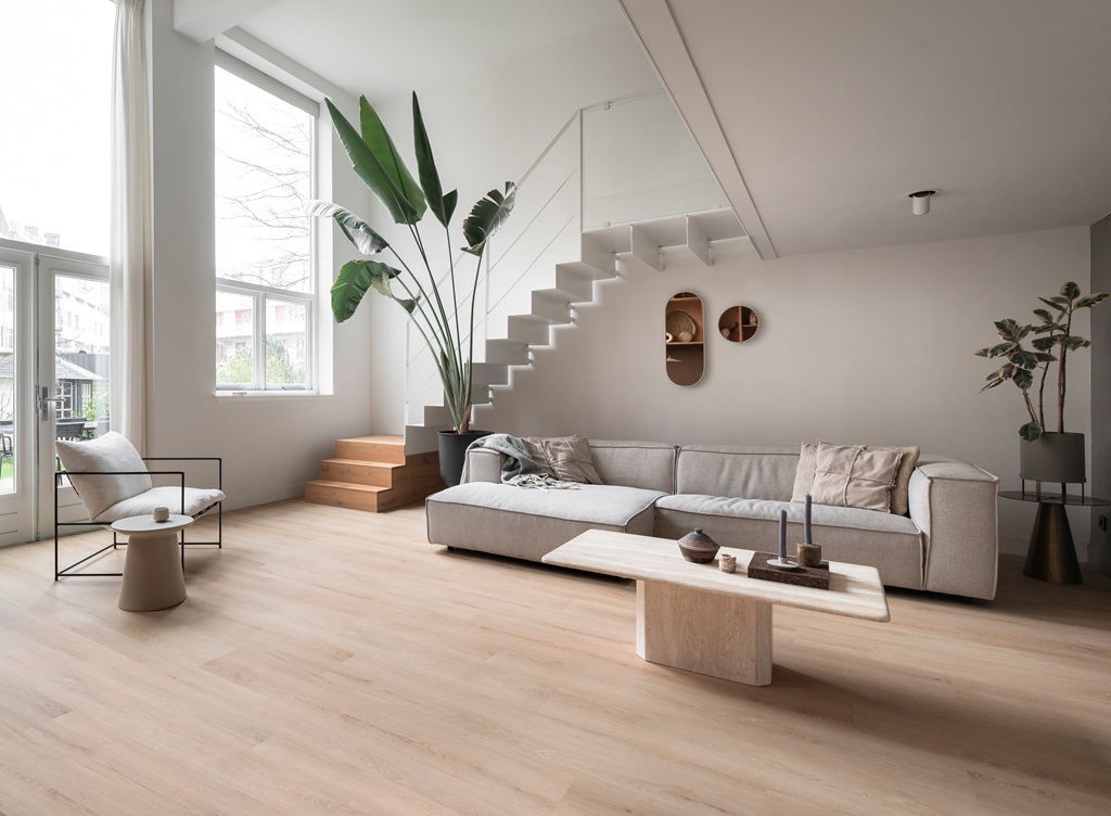 Hebeta Clermont 54821 PVC plank plak pvc in woonkamer sfeerfoto