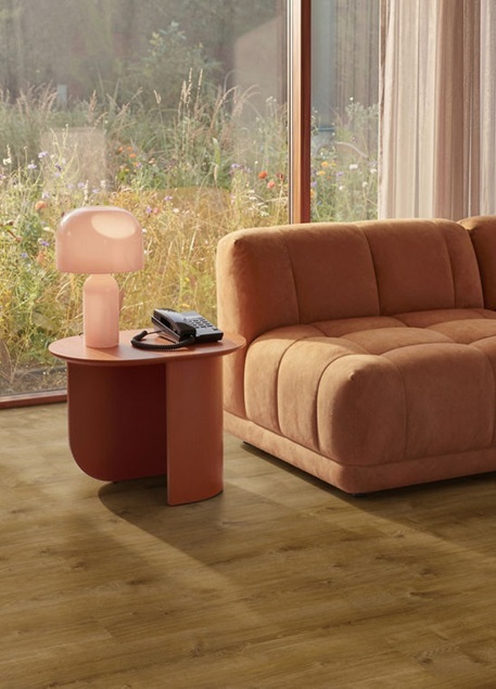 Moduleo Roots 87870 Galway Oak PVC plank plak pvc in woonkamer sfeerfoto