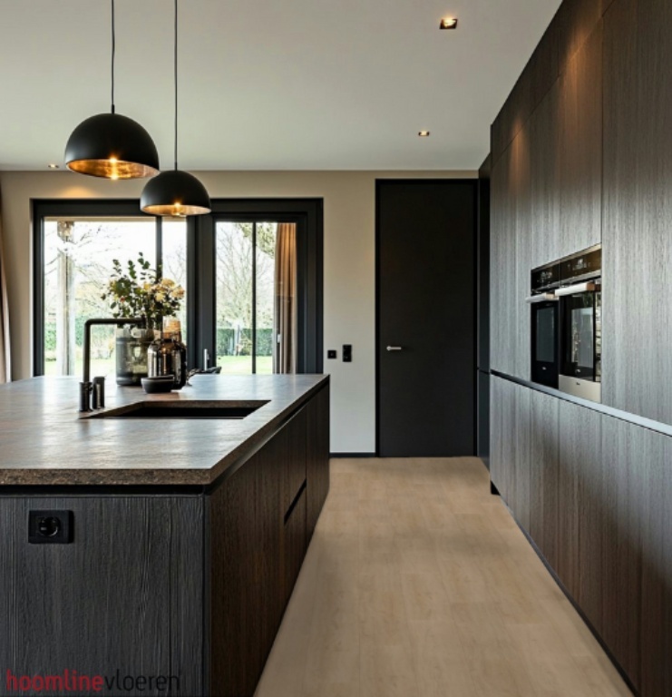 Hoomline Fusion Superior Click 45305 Close-up van houtdessin Gotham Oak Flax PVC plank click pvc met natuurlijke tekening