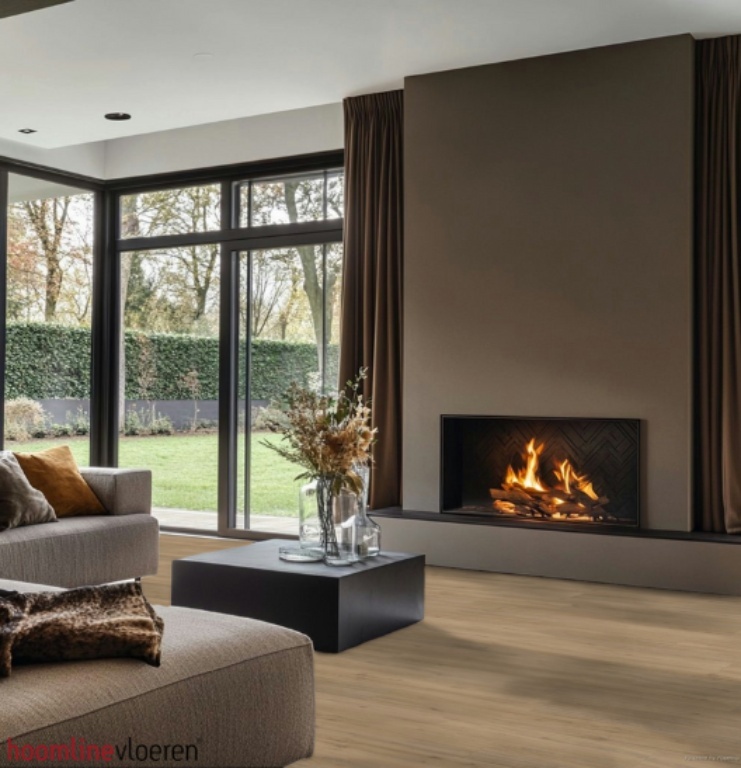 Hoomline Fusion Superior 44200 Close-up van houtdessin Gotham Oak Natural PVC plank plak pvc met natuurlijke tekening