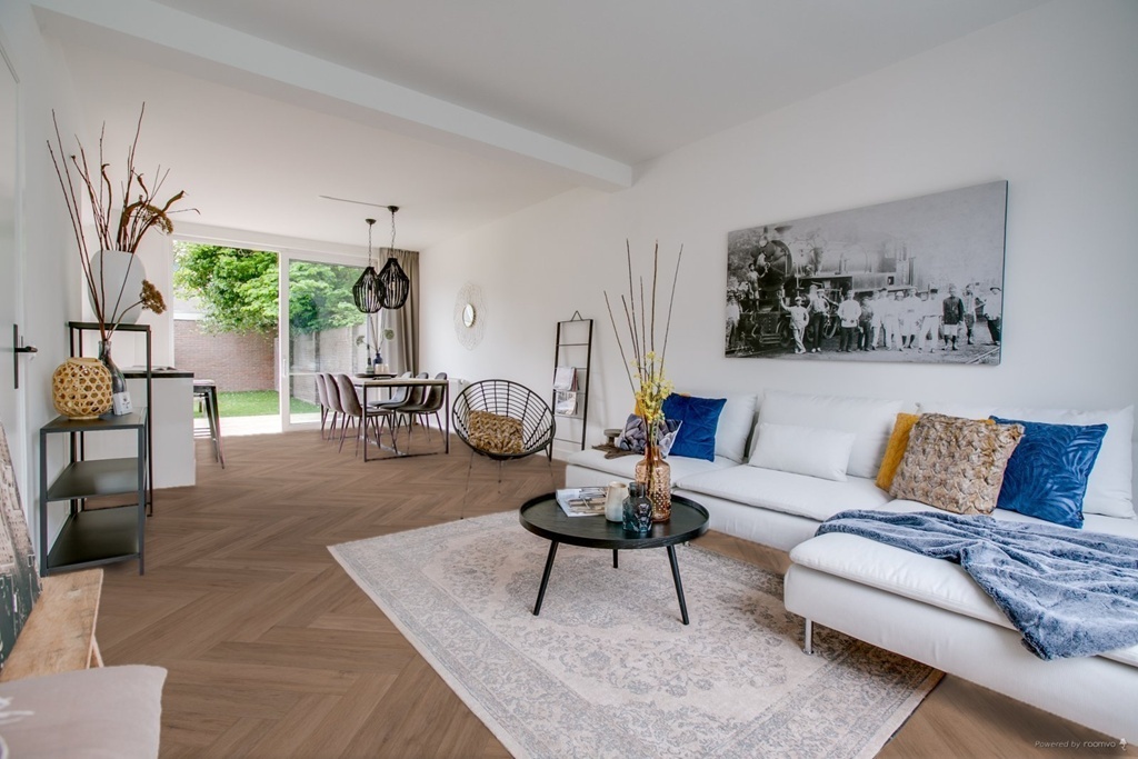 Hoomline Fusion Superior Visgraat Click 45207 Gotham Oak Natural visgraat click pvc in woonkamer sfeerfoto