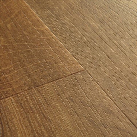 QuickStep Bloom Herfst Eik Bruin AVMPU40090 click PVC plank detail van natuurlijke tekening en afwerking
