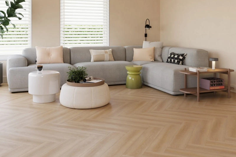 Castell Supreme 812 Herringbone 254 Honey Grey visgraat PVC vloer met elegante houtlook