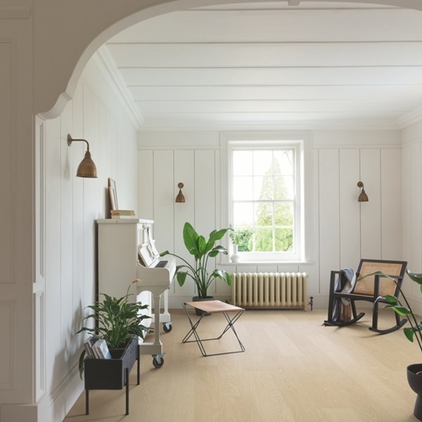 Sfeerfoto van PVC plank click pvc in interieur met QuickStep Blos