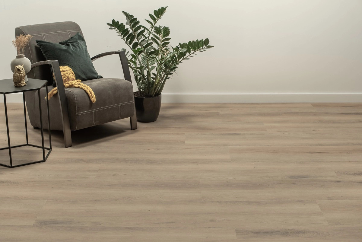 Floer Landhuis PVC FLR-3230 Close-up van houtdessin Landelijke Eik PVC plank plak pvc met verfijnde afwerking