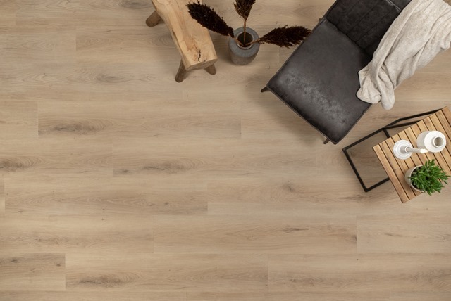 Floer Natuur PVC FLR-3035 Langelo Landelijk PVC plank plak pvc in woonkamer sfeerfoto