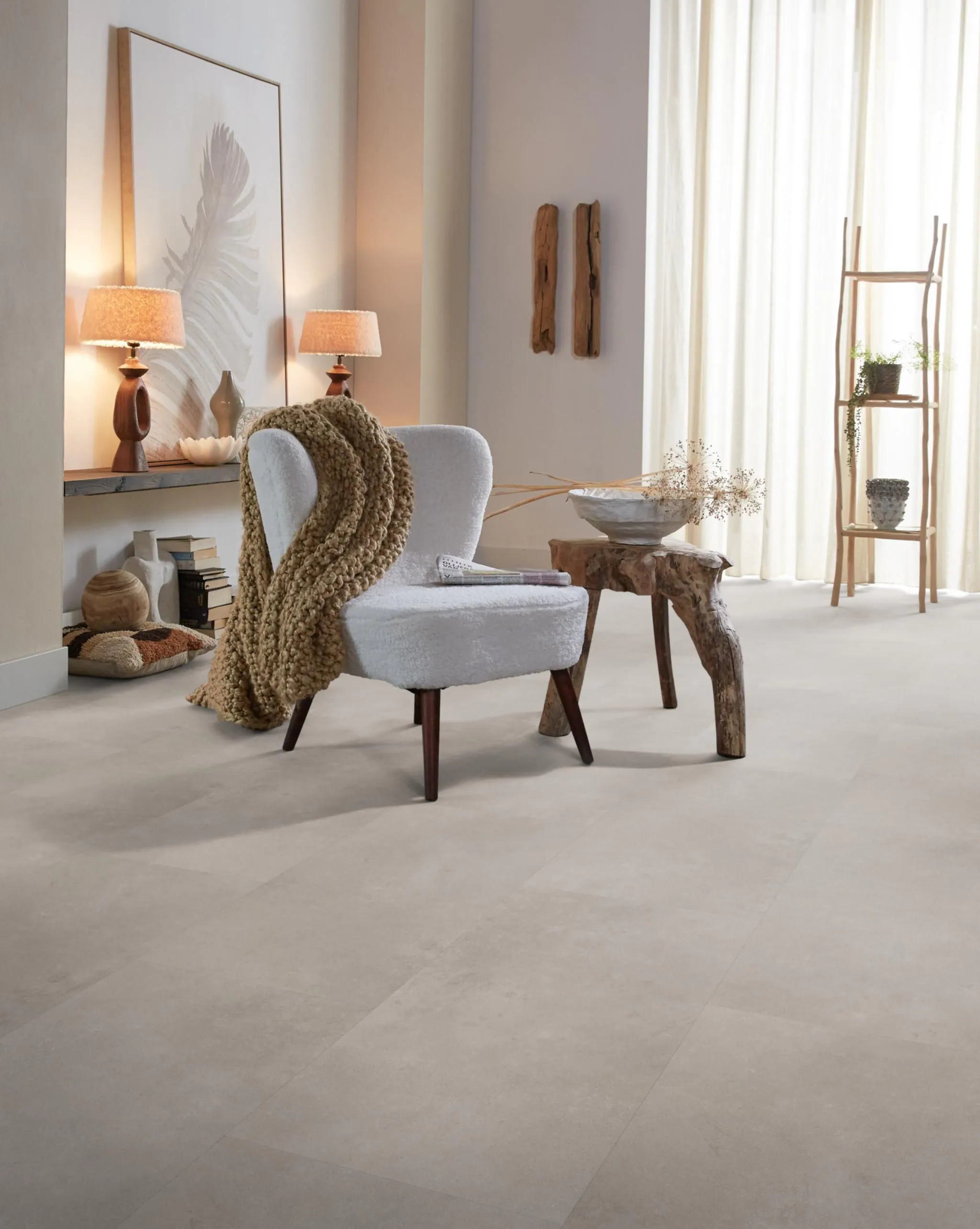 Ambiant Sarino Click 6713.4312.19 Light Grey PVC tegel click pvc in woonkamer sfeerfoto