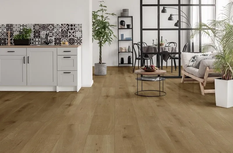 Gelasta Callisto 4102 Natural Oak PVC plank plak pvc in woonkamer sfeerfoto
