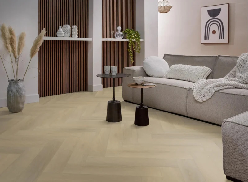 VTwonen Herringbone 6201101019 Afwerking en randdetail Natural visgraat plak pvc met subtiele v-groef