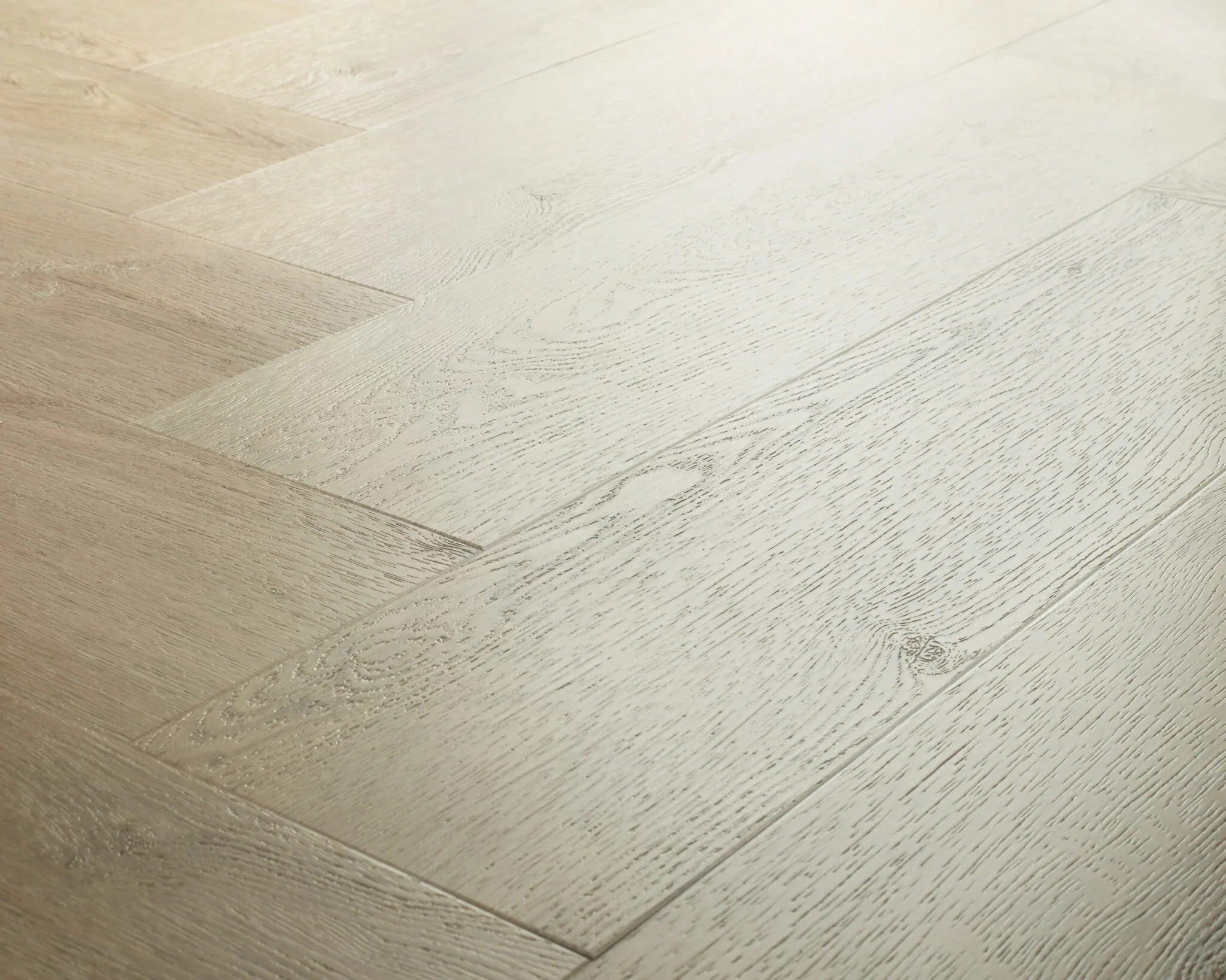 Close-up van het houtdessin van Naturel Eiken Bruin met eiken dessin en matte uitstraling