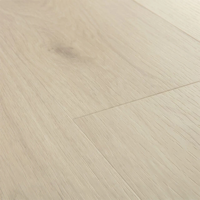 Close-up van het houtdessin van Ocean Bliss Greige, plak pvc QuickStep