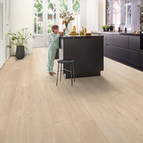 Floorify XL Planken Click F093 Parmesan PVC plank click pvc in woonkamer sfeerfoto