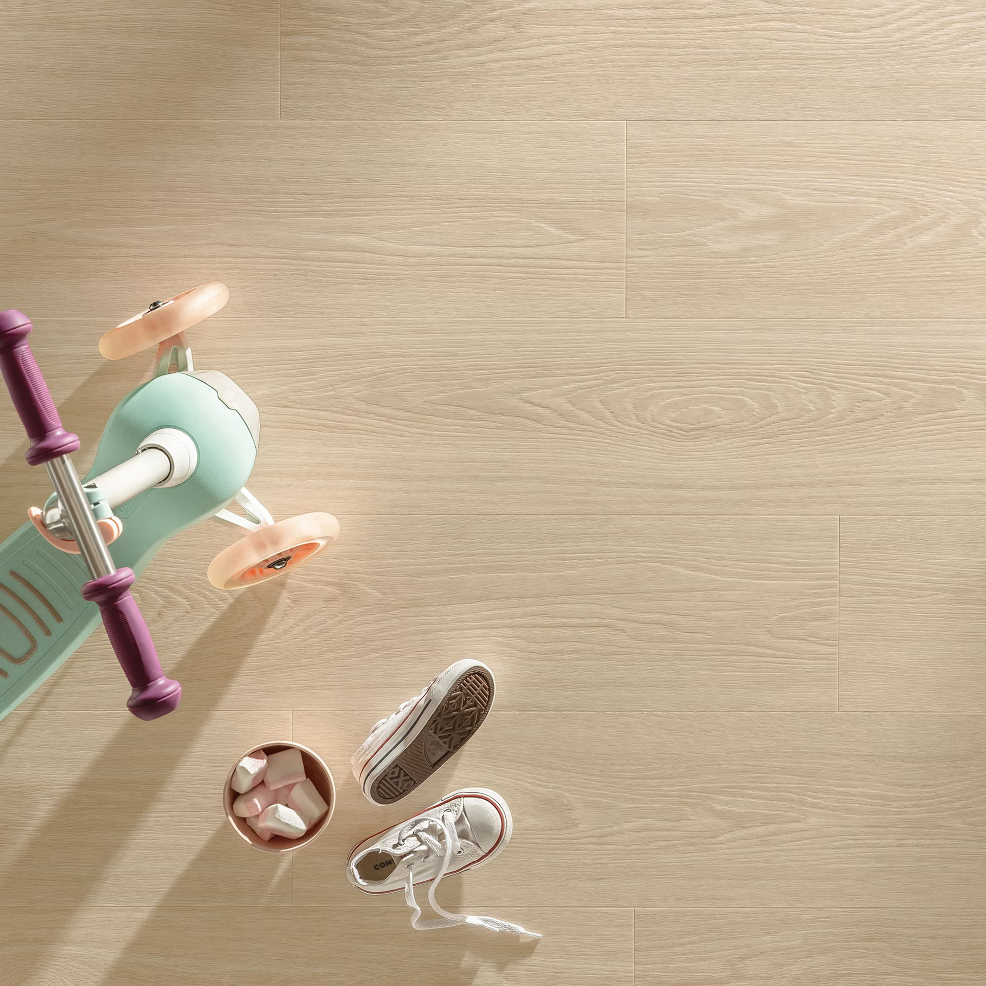 Floorify Planken click F056 Close-up van houtdessin Popcorn PVC plank click pvc met natuurlijke tekening