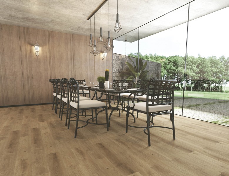 Gelasta Vario Click 5901 Prestige Oak Smoked PVC plank click pvc in woonkamer sfeerfoto