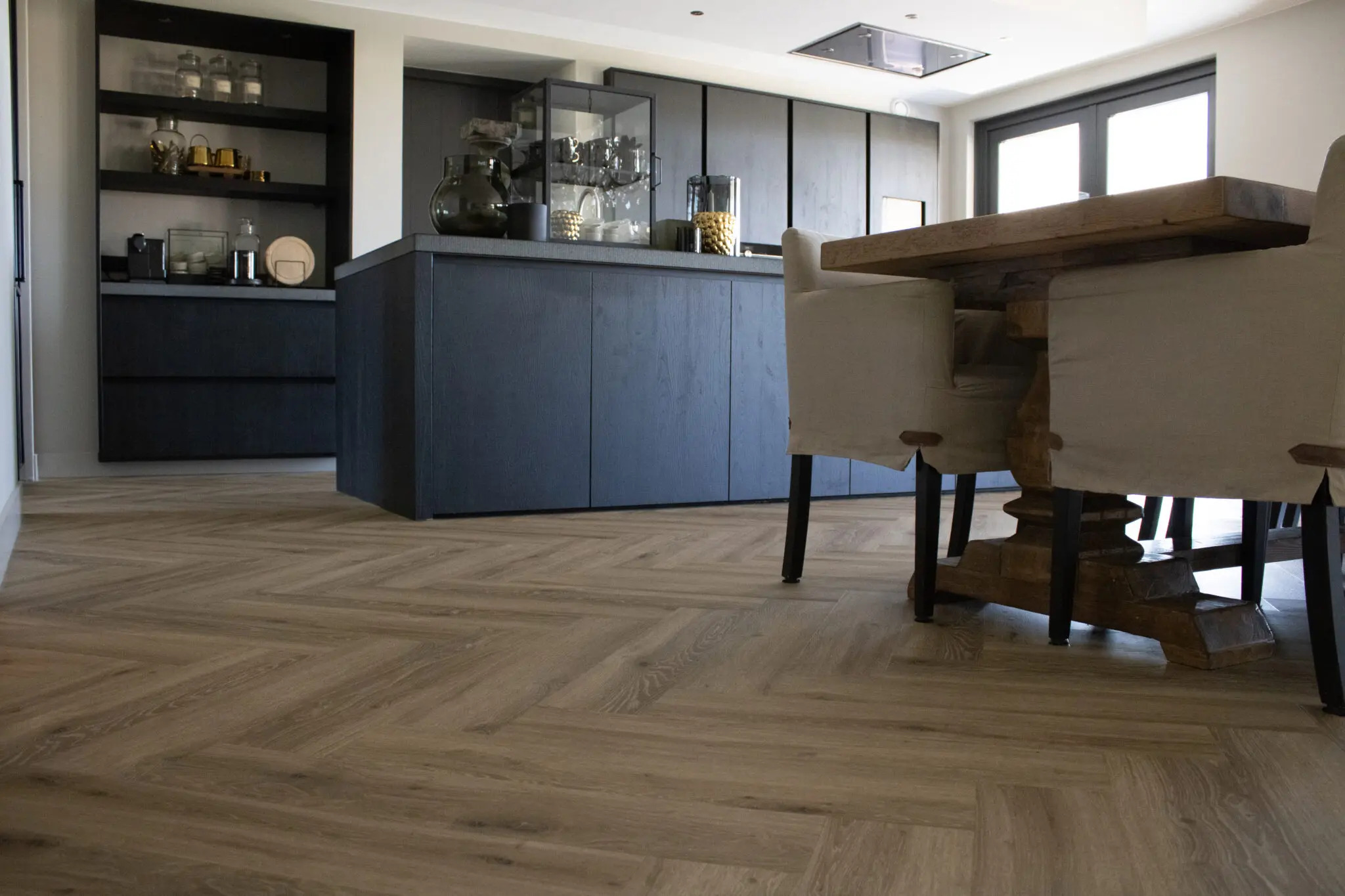 Kleur en structuur van Rustiek Eiken Gerookt met eiken dessin en matte uitstraling