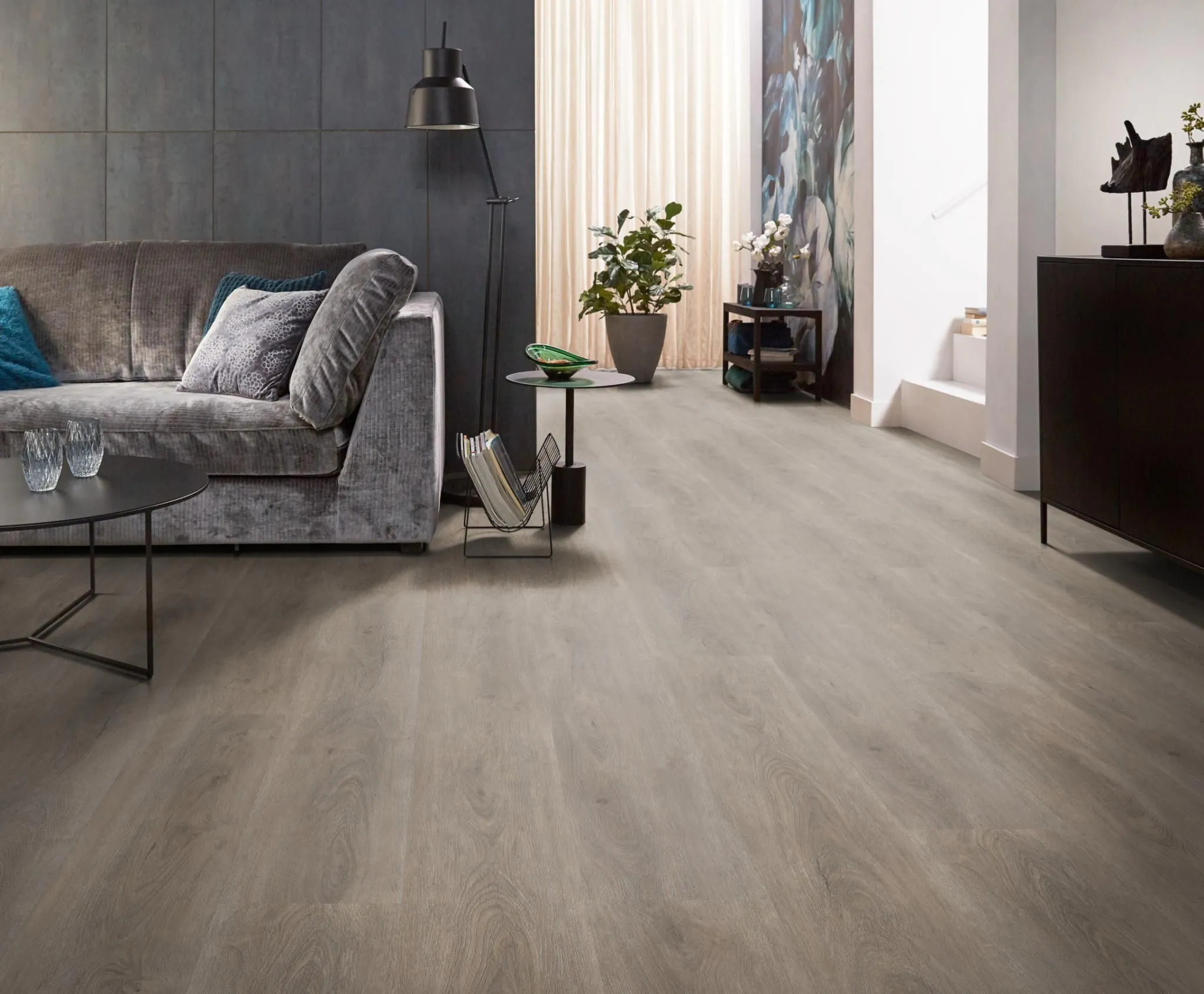Ambiant Robusto 9085.1530.19 Smoky PVC plank plak pvc in woonkamer sfeerfoto