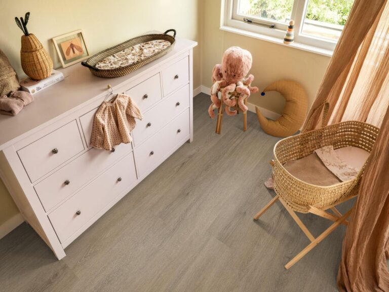 Ambiant Viranto Click 9042.7505.19 Legpatroon en afwerking Smoky PVC plank click pvc met realistische structuur