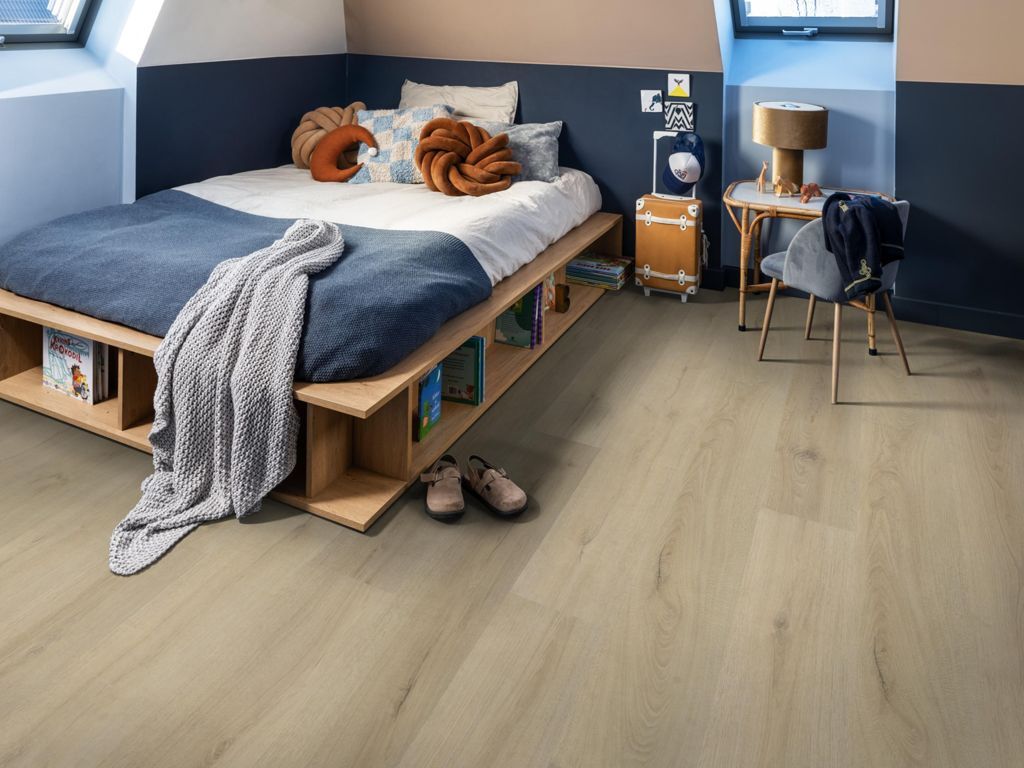 Ambiant Valento Smoky 6071.2014.19 click pvc plank close-up van kleur en structuur