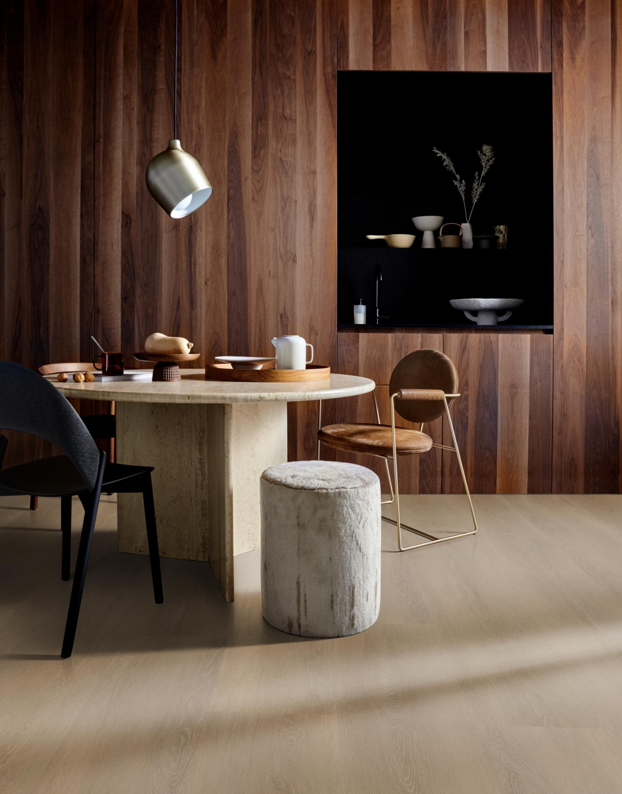 VTwonen Wide Board Click 6208.7002.19 Sun Kissed PVC plank click pvc in woonkamer sfeerfoto