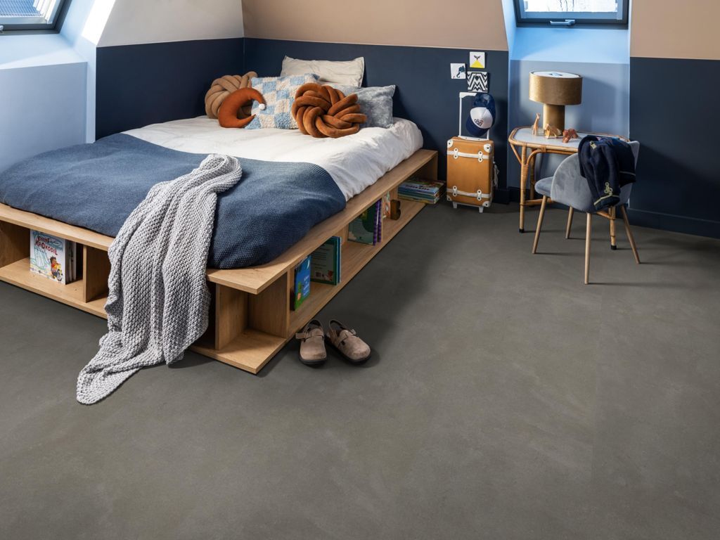 Ambiant Piazzo Taupe 6192741619 click pvc tegel in woonkamer als sfeerfoto