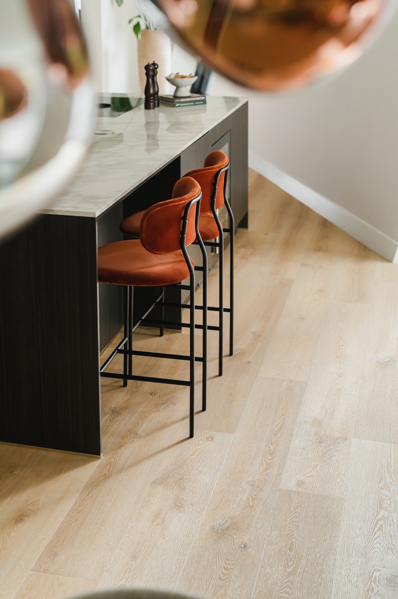 Therdex XstraLong 18090 Close-up van houtdessin PVC plank plak pvc met verfijnde afwerking