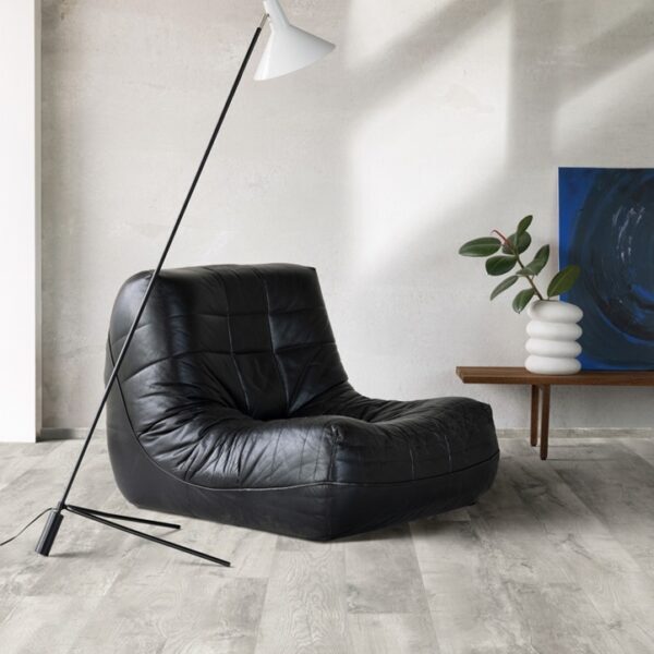 Moduleo Roots Country Oak-33 54932 variant PVC plank plak pvc in woonkamer sfeerfoto