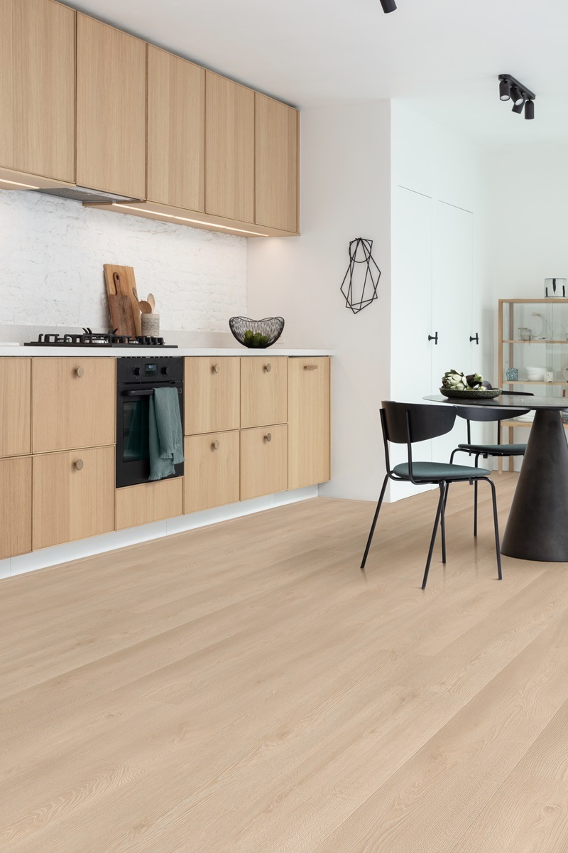 sfeerfoto Roots Galtymore Oak PVC plank plak pvc in woonkamer SKU 86215-XL