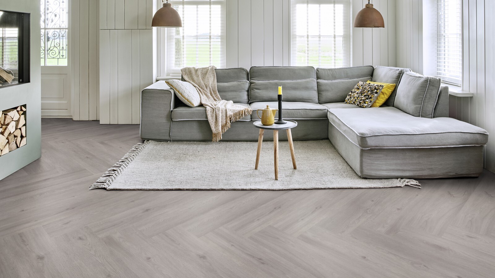 Moduleo Roots Visgraat Galtymore Oak 86936V variant visgraat plak pvc in woonkamer sfeerfoto