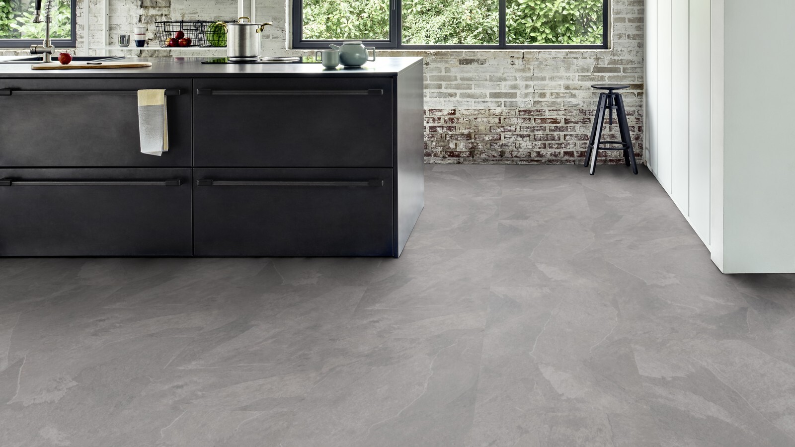 Moduleo Roots Mustang Slate 70939-XL  PVC plak pvc in woonkamer sfeerfoto