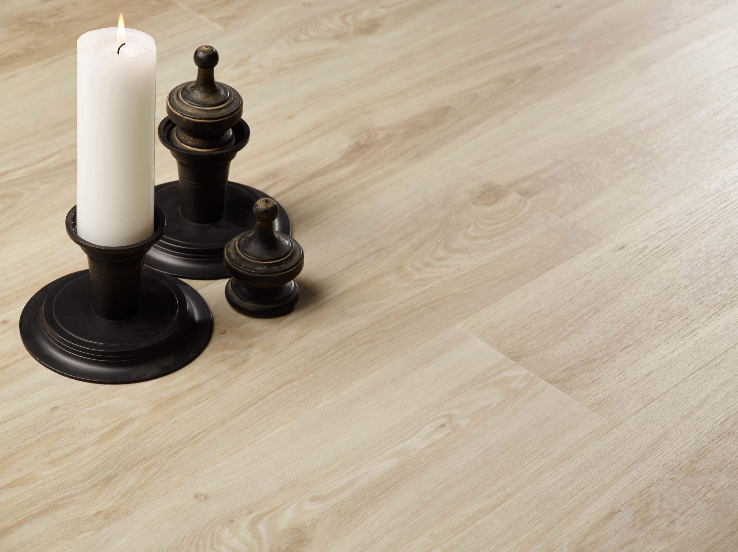 Moduleo Roots Blackjack Oak 22215 variant PVC plank plak pvc in woonkamer sfeerfoto